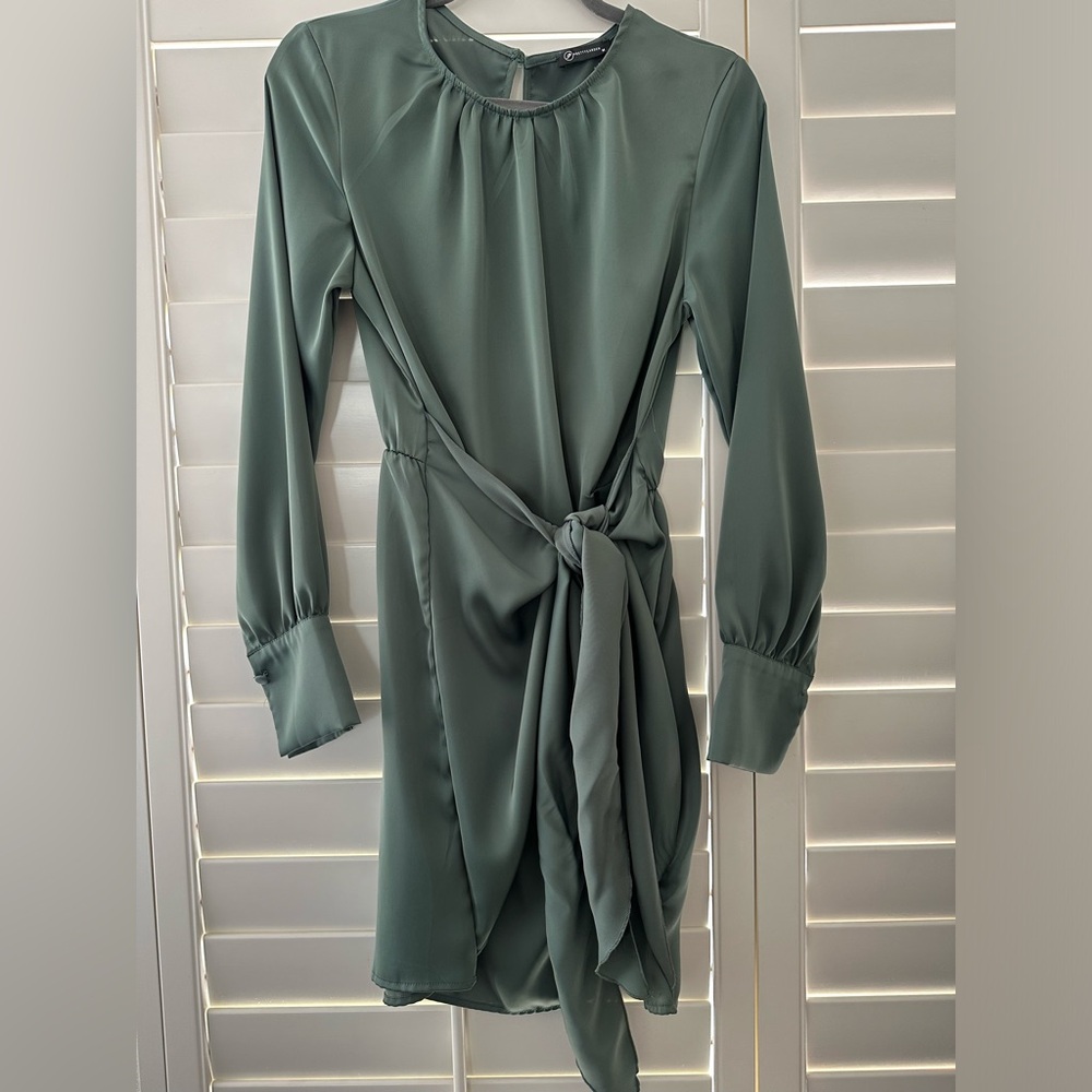 Green Long Sleeve Dress